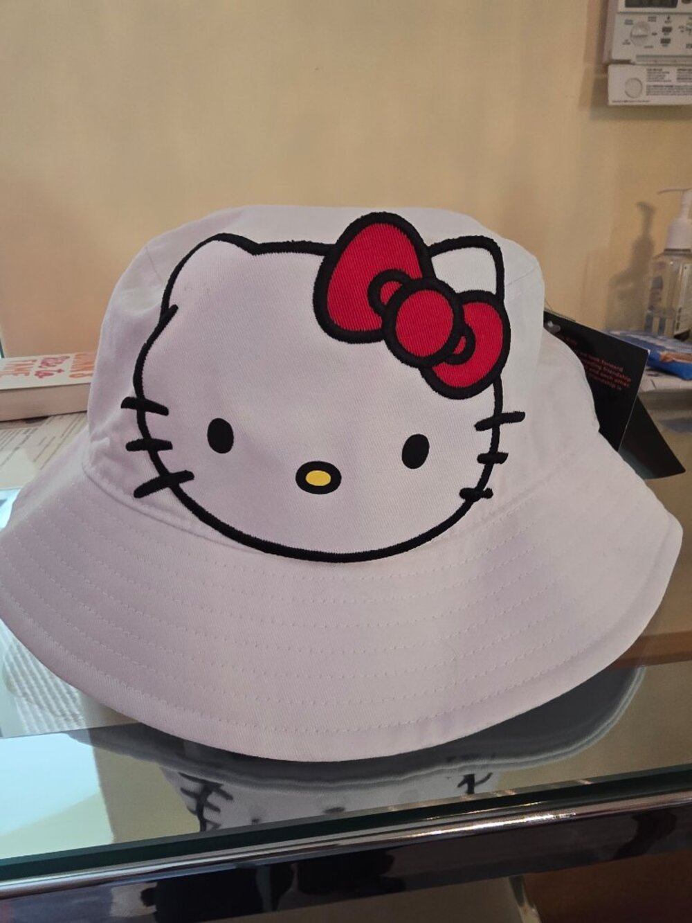 NWT Hello Kitty SF Giants Bucket Hat